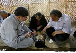 http://www.khandaniha.eu/ax/polo.jpg